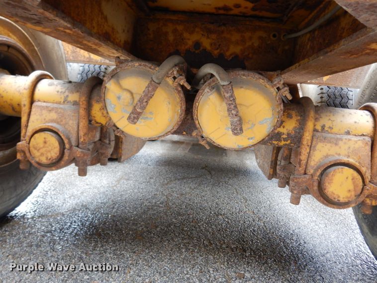 image for item DG6423 1985 Load King lowboy equipment trailer