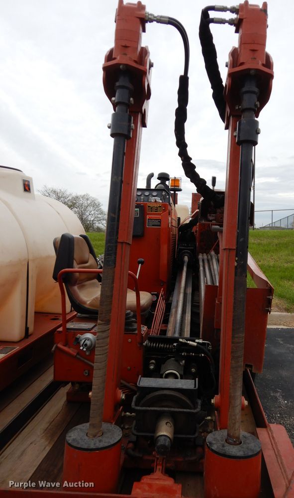 image for item DG6437 1997 Ditch Witch JT920  directional boring unit