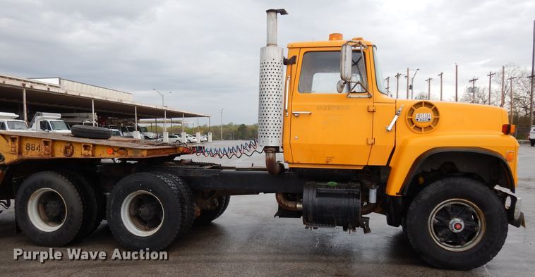 image for item DG6451 1985 Ford 9000 semi truck
