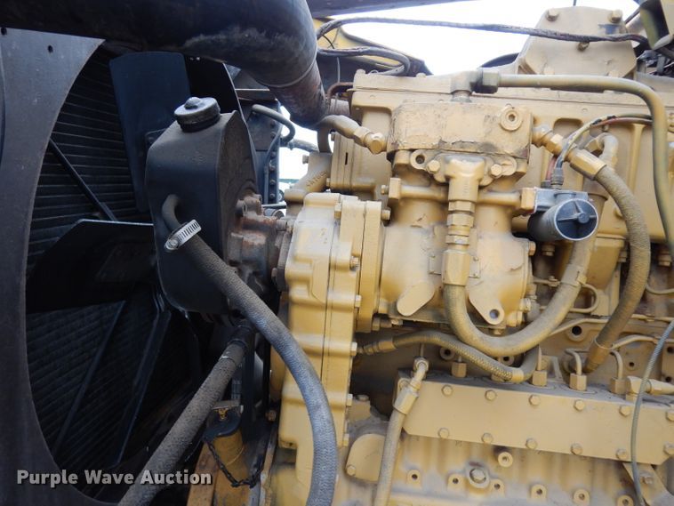 image for item DG6451 1985 Ford 9000 semi truck