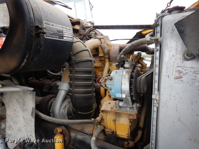 image for item DG6451 1985 Ford 9000 semi truck