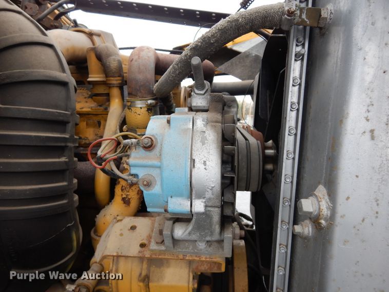 image for item DG6451 1985 Ford 9000 semi truck