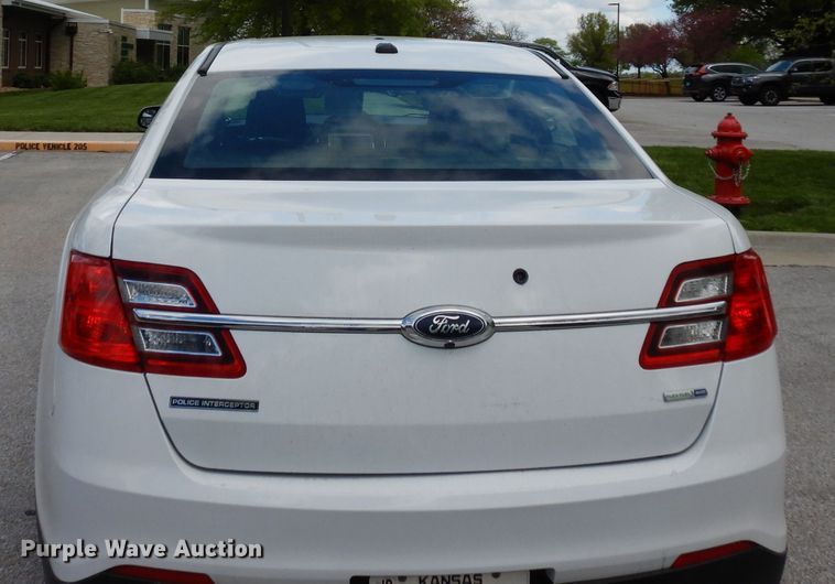 image for item DG6479 2016 Ford Taurus Police