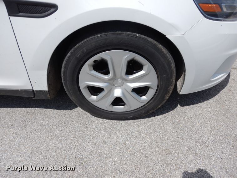 image for item DG6479 2016 Ford Taurus Police