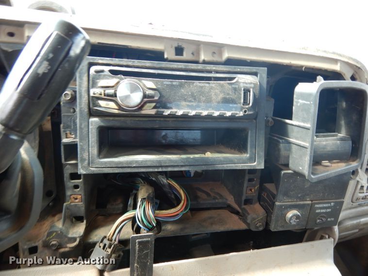 image for item DH2421 2003 Chevrolet Silverado 1500  Ext. Cab pickup truck