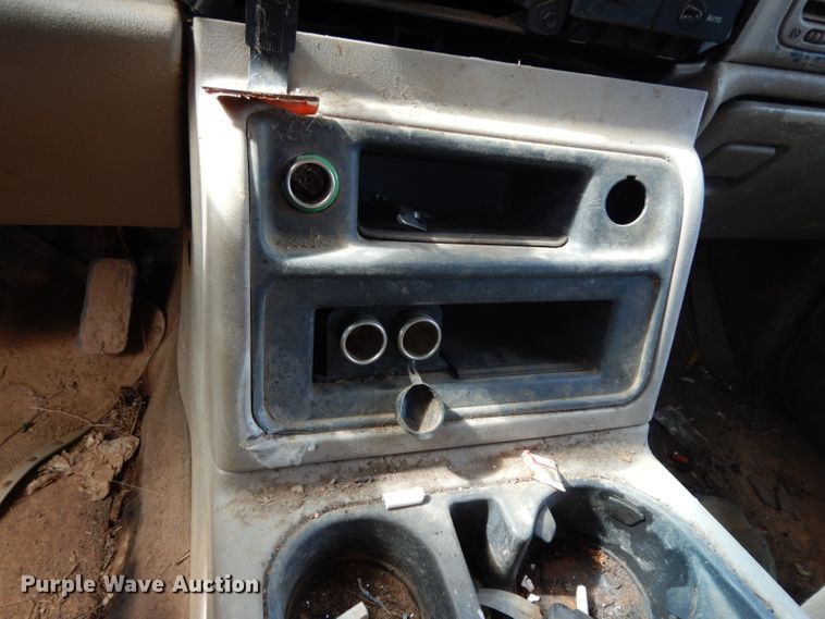 image for item DH2421 2003 Chevrolet Silverado 1500  Ext. Cab pickup truck