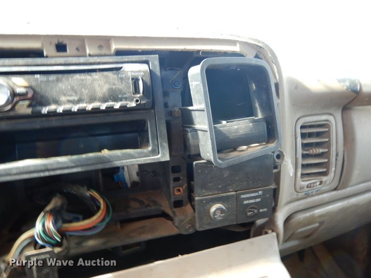 image for item DH2421 2003 Chevrolet Silverado 1500  Ext. Cab pickup truck