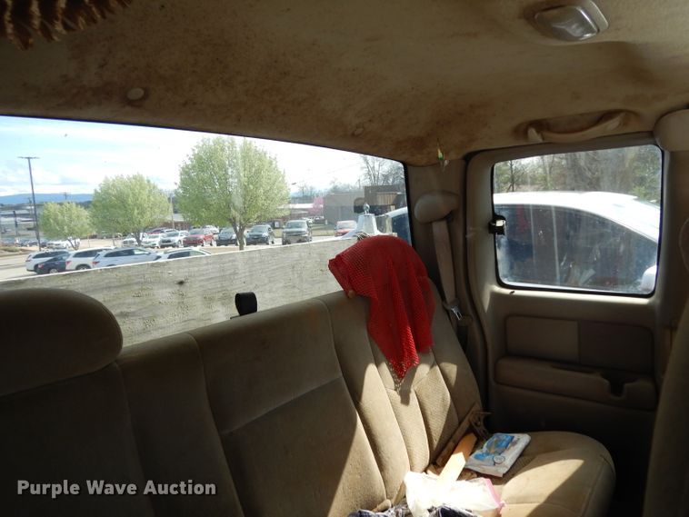 image for item DH2421 2003 Chevrolet Silverado 1500  Ext. Cab pickup truck