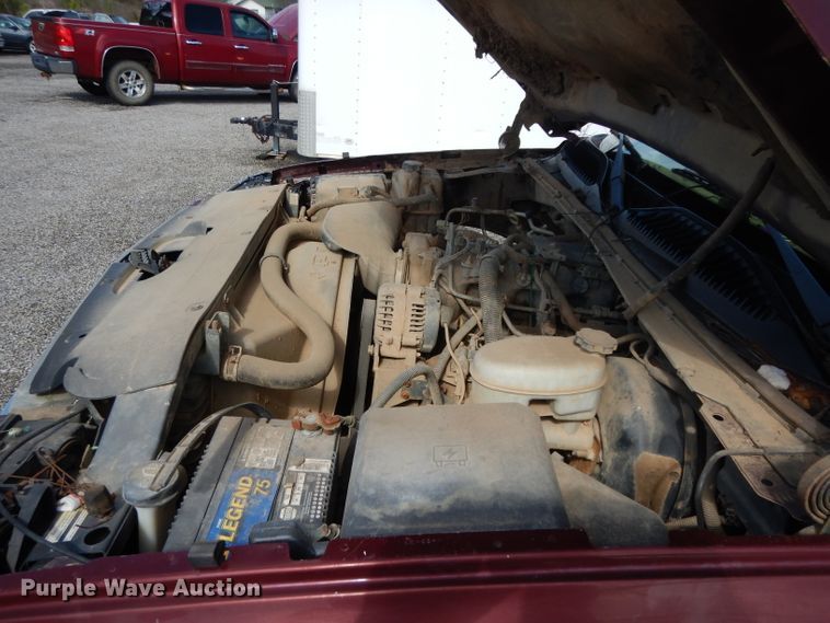 image for item DH2421 2003 Chevrolet Silverado 1500  Ext. Cab pickup truck