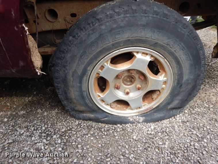 image for item DH2421 2003 Chevrolet Silverado 1500  Ext. Cab pickup truck