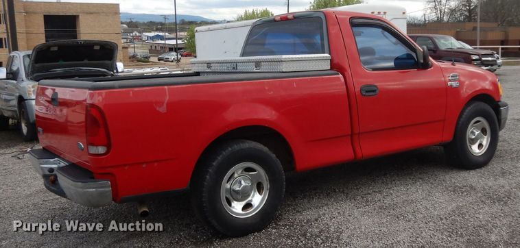 image for item DH2425 2002 Ford F150  pickup truck