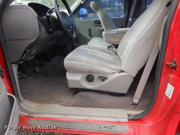 image for item DH2425 2002 Ford F150  pickup truck