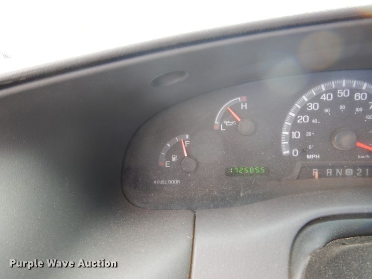 image for item DH2425 2002 Ford F150  pickup truck