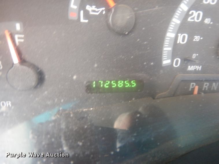 image for item DH2425 2002 Ford F150  pickup truck