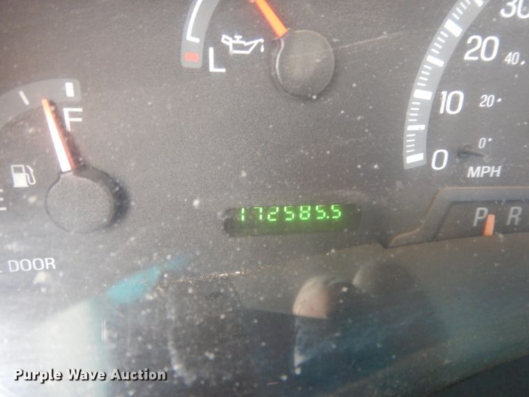 image for item DH2425 2002 Ford F150  pickup truck