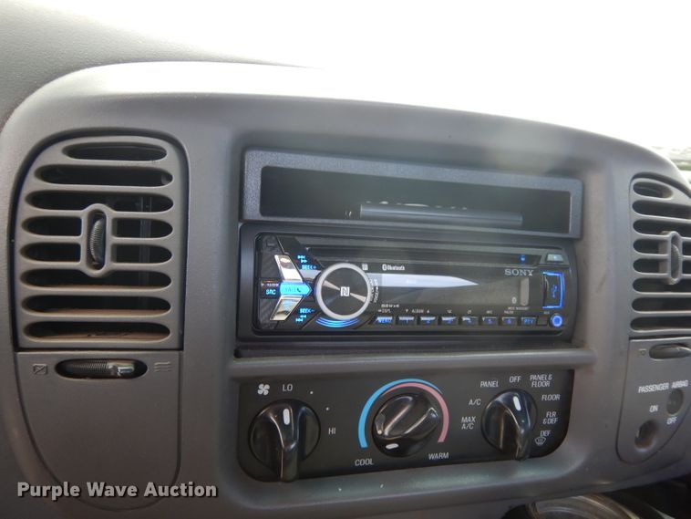 image for item DH2425 2002 Ford F150  pickup truck