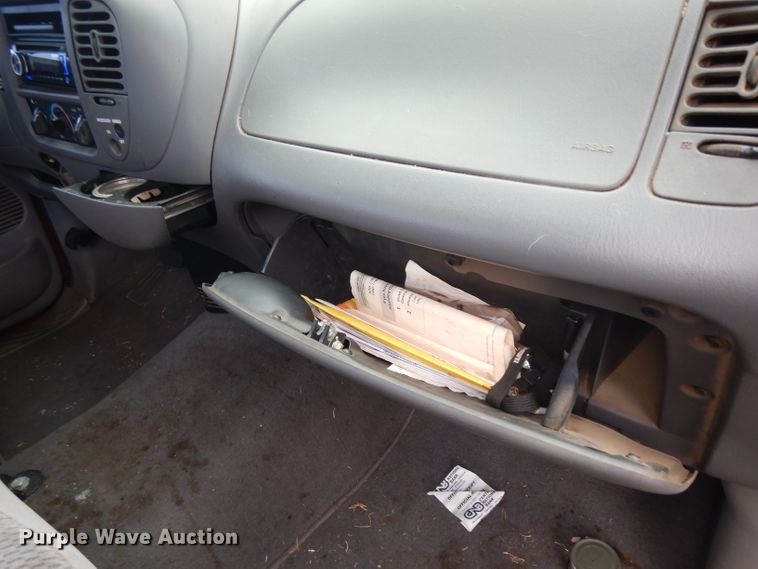 image for item DH2425 2002 Ford F150  pickup truck