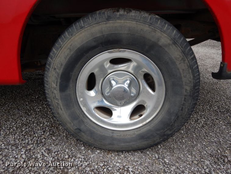 image for item DH2425 2002 Ford F150  pickup truck