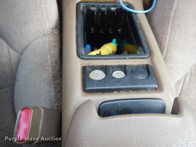 image for item DH2430 2001 Chevrolet Blazer  SUV