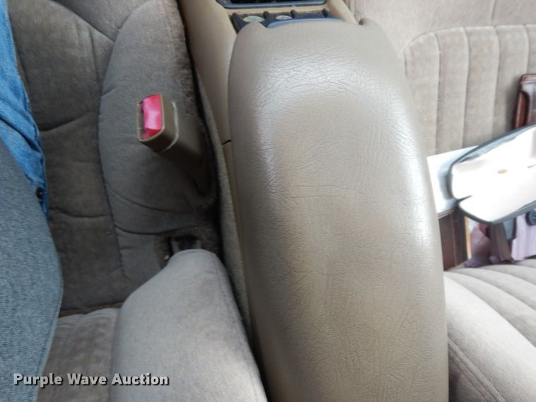 image for item DH2430 2001 Chevrolet Blazer  SUV