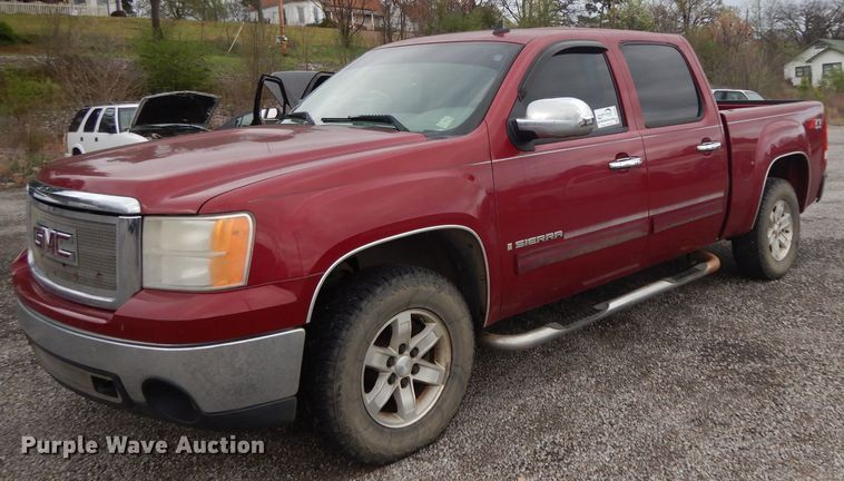 image for item DH2431 2007 GMC Sierra 1500  Z71 Crew Cab pickup truck