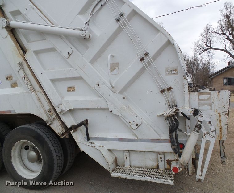 image for item DH4855 New-way 25KC refuse bed