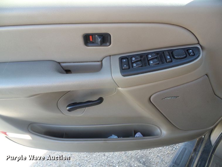 image for item DH4871 2006 GMC Yukon XL SUV