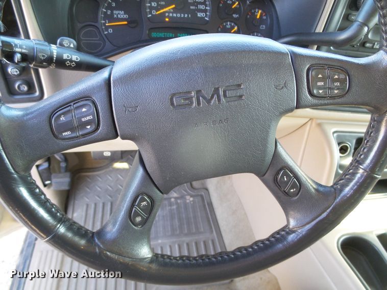 image for item DH4871 2006 GMC Yukon XL SUV