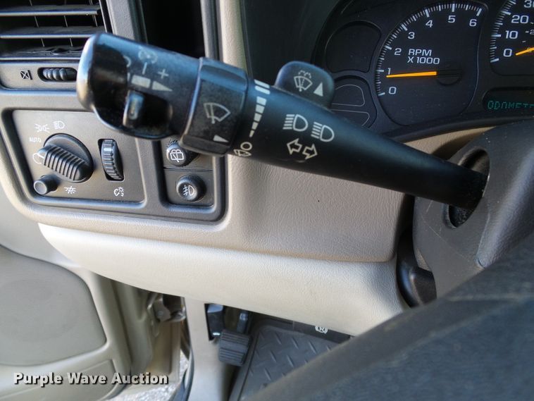 image for item DH4871 2006 GMC Yukon XL SUV