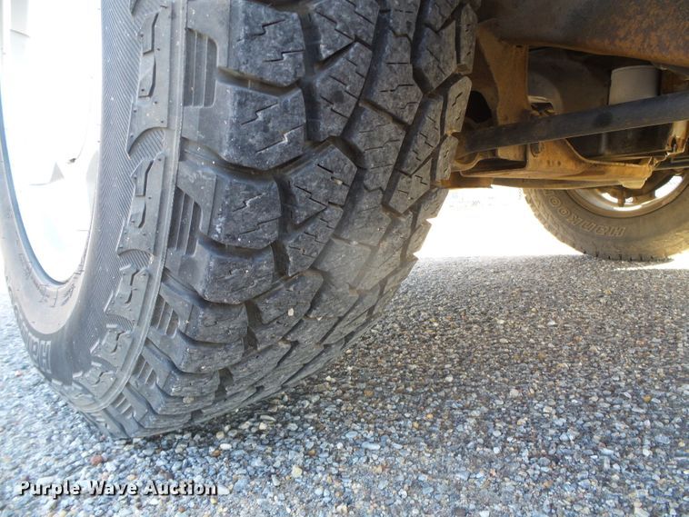 image for item DH4871 2006 GMC Yukon XL SUV