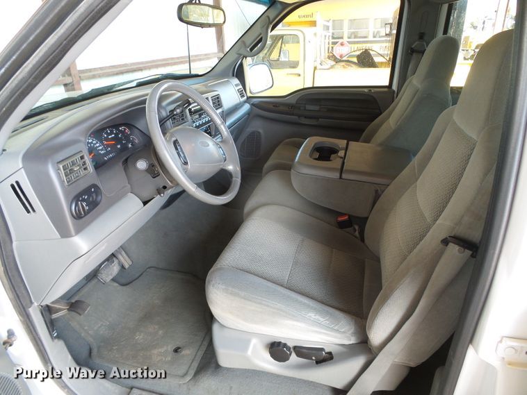 image for item DH4872 2002 Ford Excursion XLT SUV