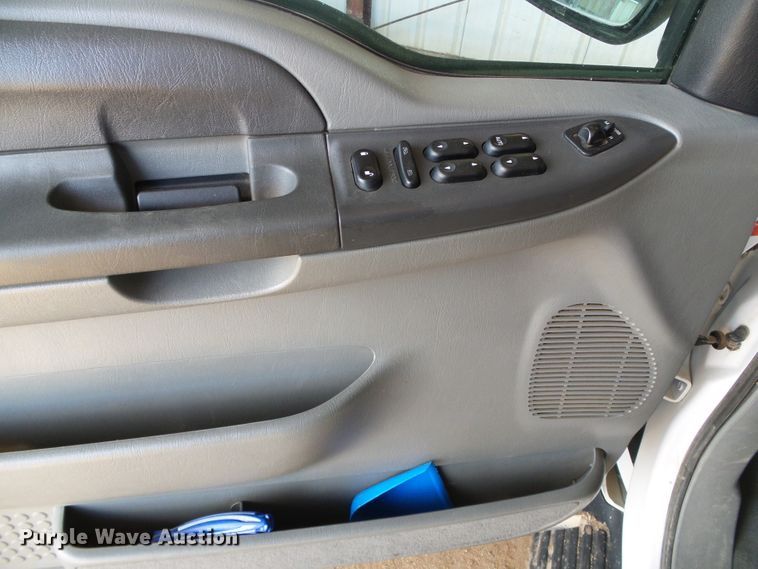 image for item DH4872 2002 Ford Excursion XLT SUV