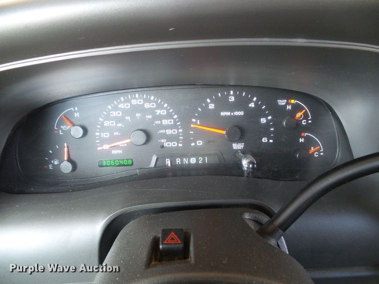 image for item DH4872 2002 Ford Excursion XLT SUV