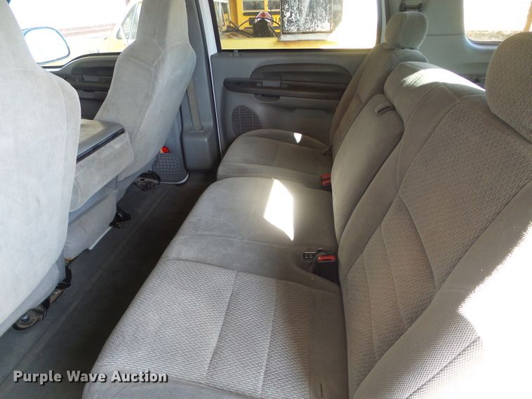 image for item DH4872 2002 Ford Excursion XLT SUV