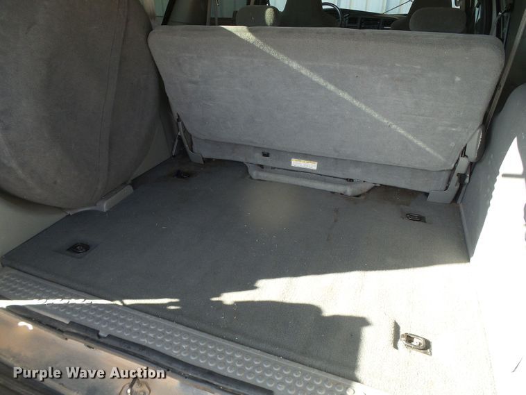 image for item DH4872 2002 Ford Excursion XLT SUV