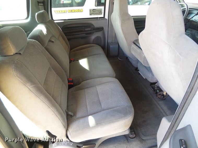 image for item DH4872 2002 Ford Excursion XLT SUV