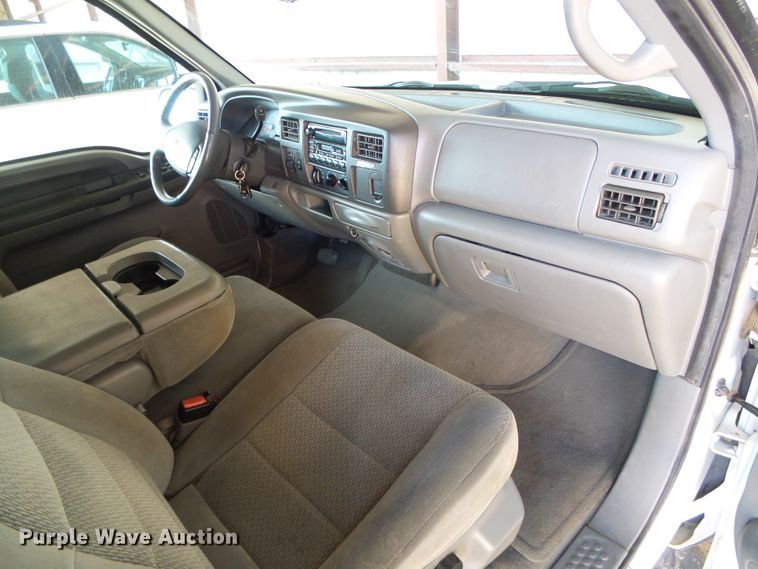 image for item DH4872 2002 Ford Excursion XLT SUV