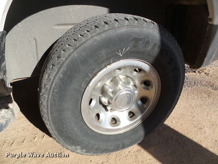 image for item DH4872 2002 Ford Excursion XLT SUV