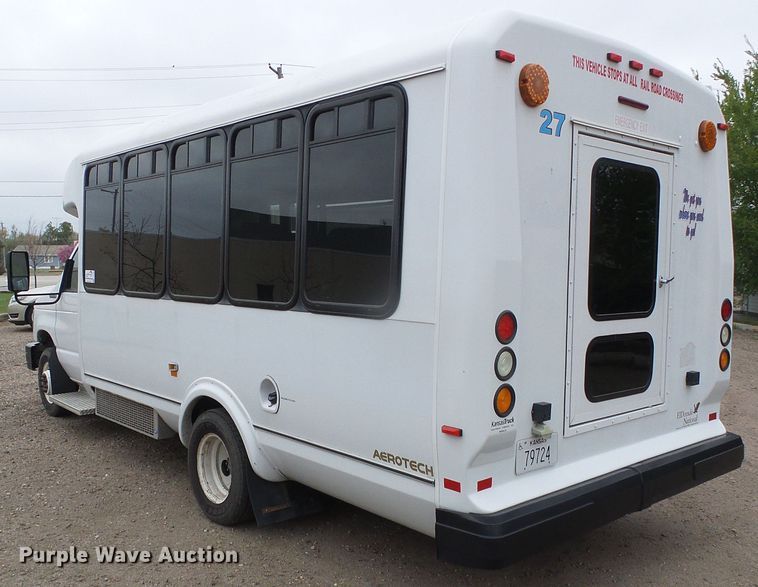 image for item DH4883 2012 Ford E450 Super Duty shuttle bus