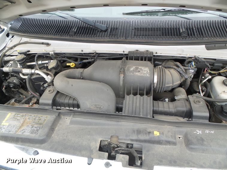 image for item DH4883 2012 Ford E450 Super Duty shuttle bus