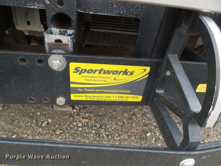 image for item DH4883 2012 Ford E450 Super Duty shuttle bus