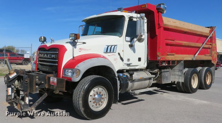 image for item DI2139 2011 Mack GU713 dump truck