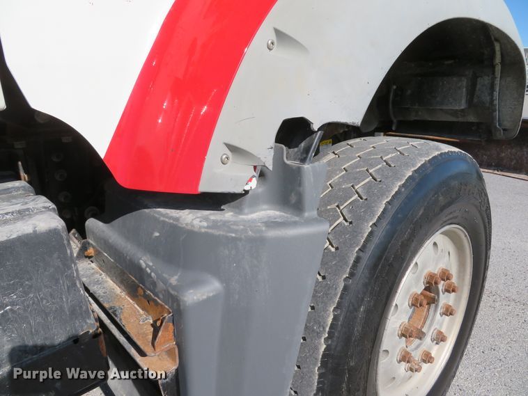 image for item DI2139 2011 Mack GU713 dump truck