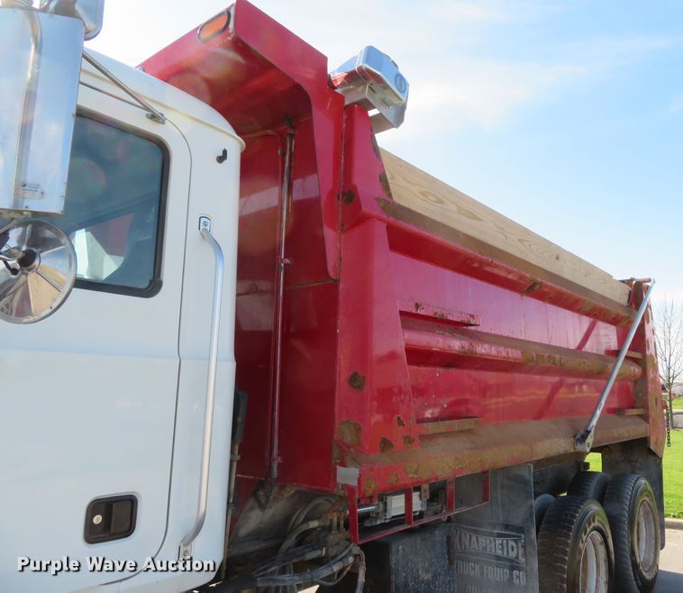 image for item DI2139 2011 Mack GU713 dump truck