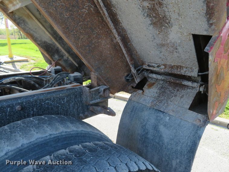 image for item DI2139 2011 Mack GU713 dump truck