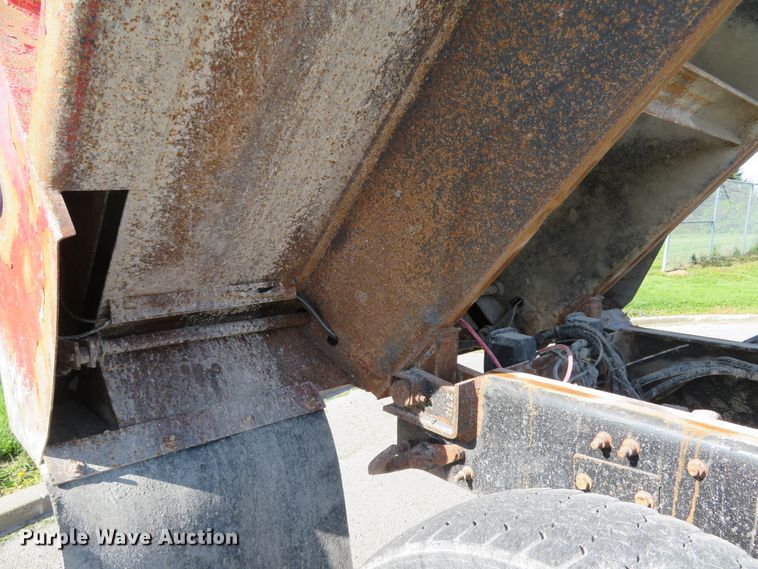 image for item DI2139 2011 Mack GU713 dump truck