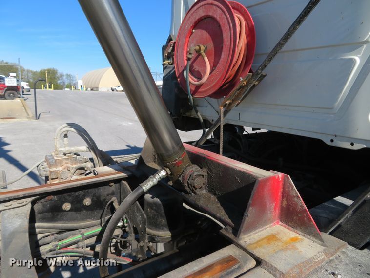 image for item DI2139 2011 Mack GU713 dump truck