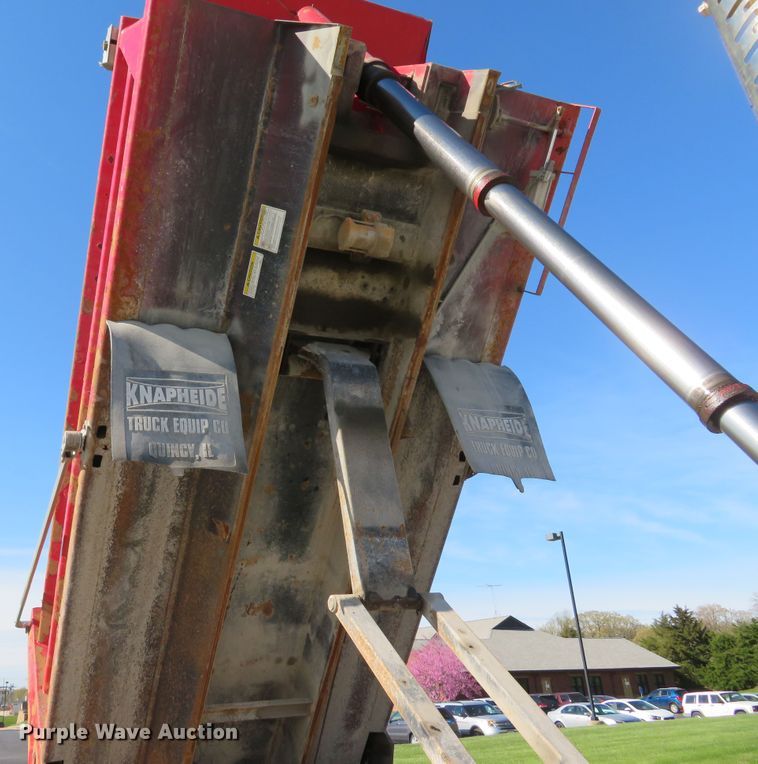 image for item DI2139 2011 Mack GU713 dump truck