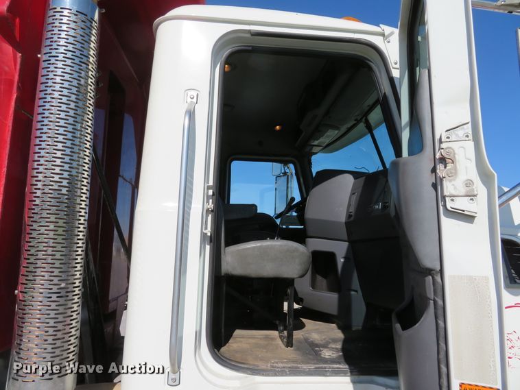 image for item DI2139 2011 Mack GU713 dump truck