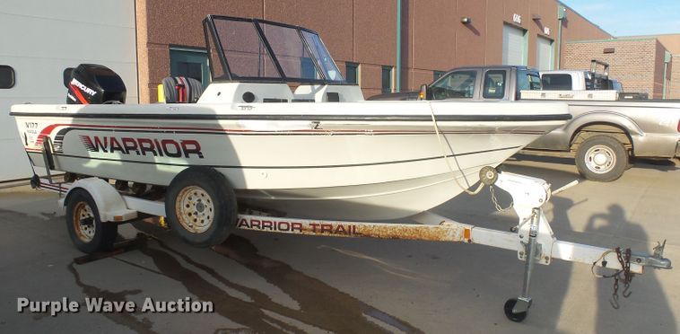 image for item EF9626 1995 Warrior V177 Eagle  boat